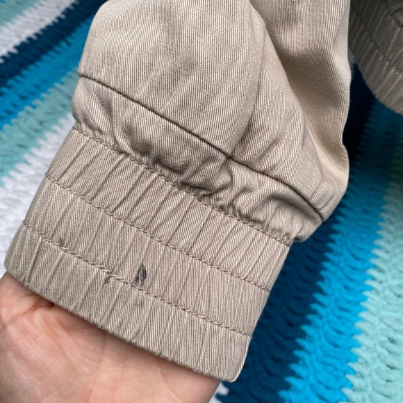 Jacket - Picture 4 of 7